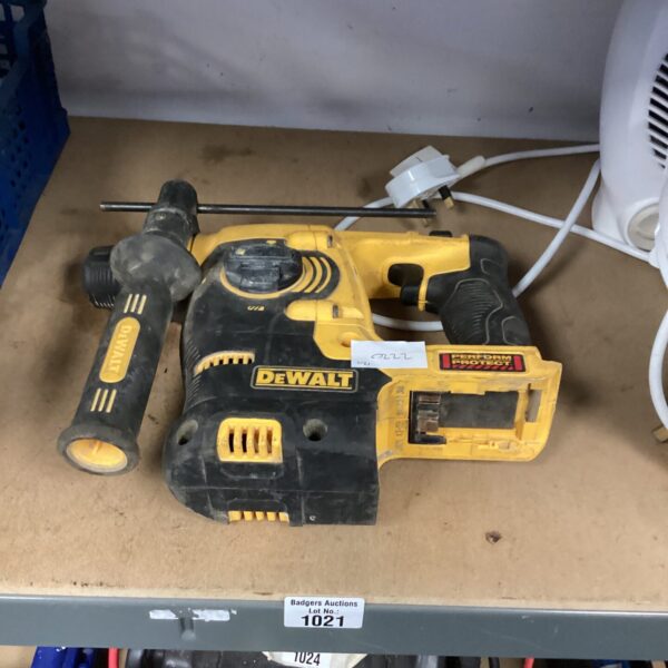 Used Dewalt DCD771C2 cordless drill for sale, power tool.