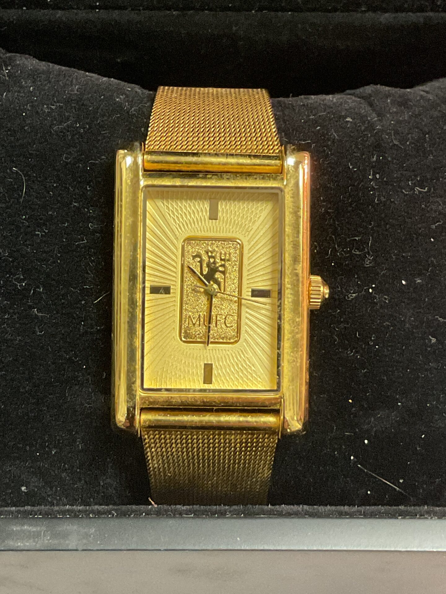 774 Manchester United ladies wristwatche