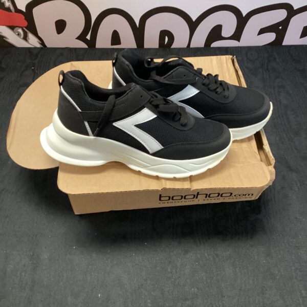 Black size 40 boohoo trainers for casual wear.