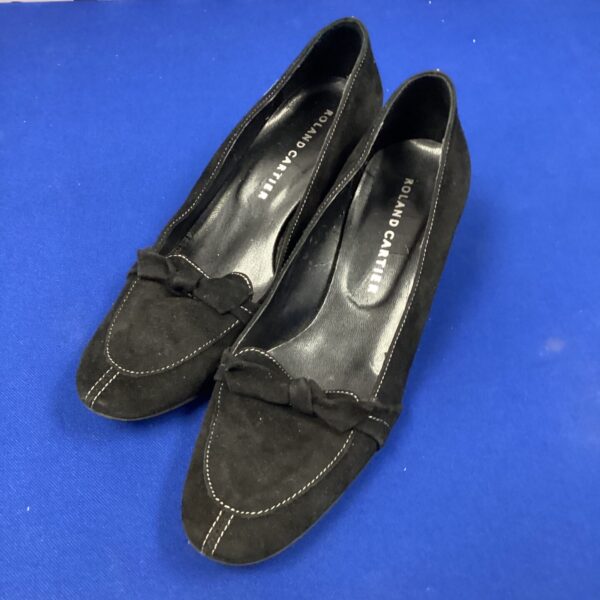 Vintage Roland Cartier ladies shoes size 38, elegant leather footwear.