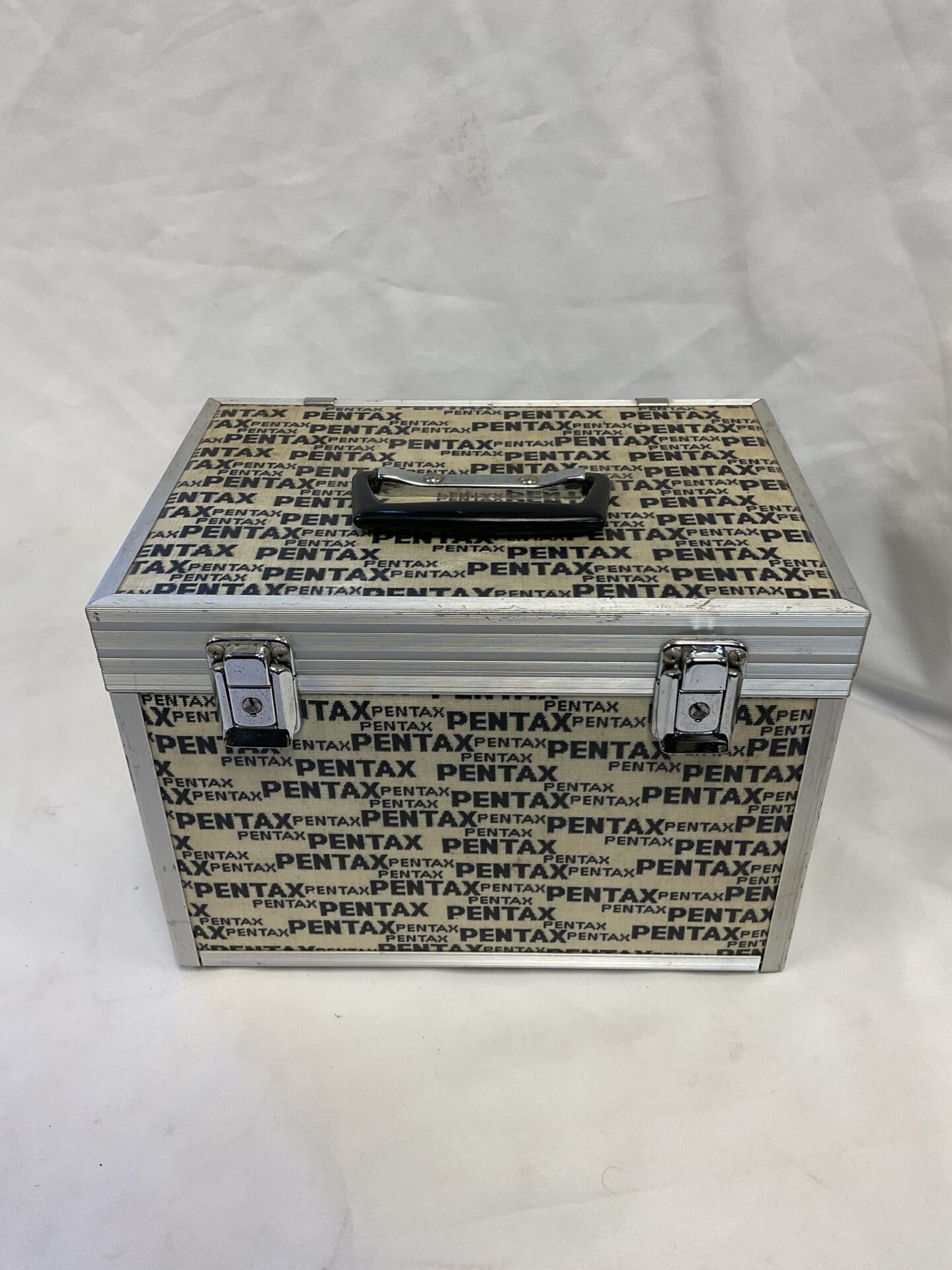 134 Pentax aluminium camera case
