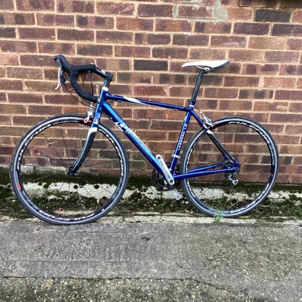 Blue Pinnacle Lagerrs racing bike, a vintage road bicycle.