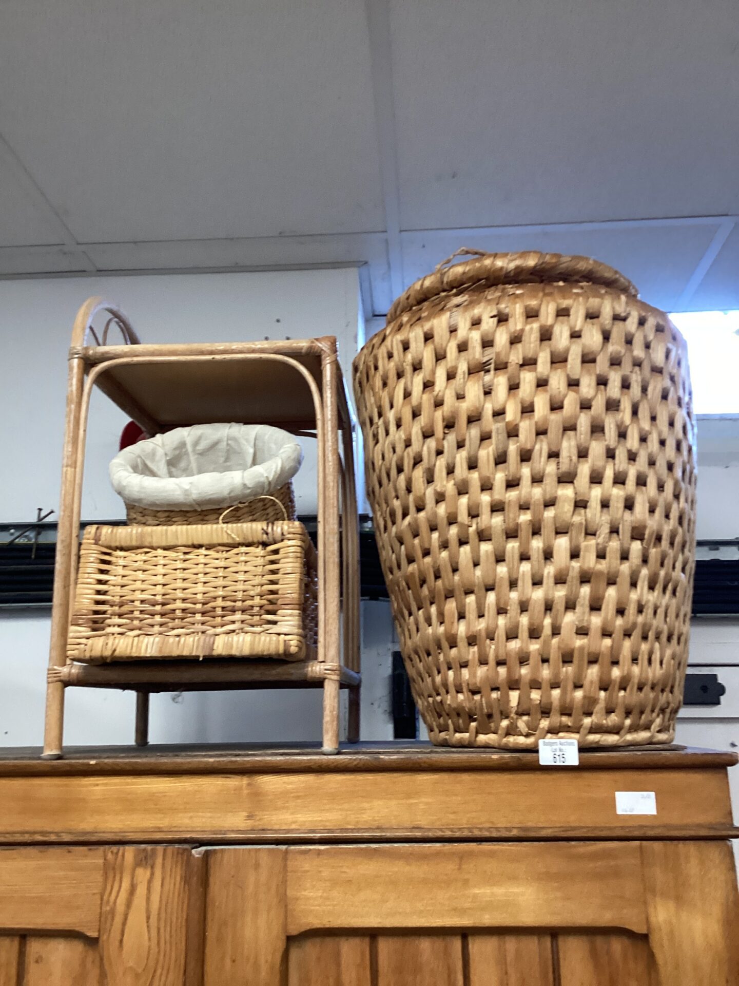 615 Quantity of bamboo & wicker