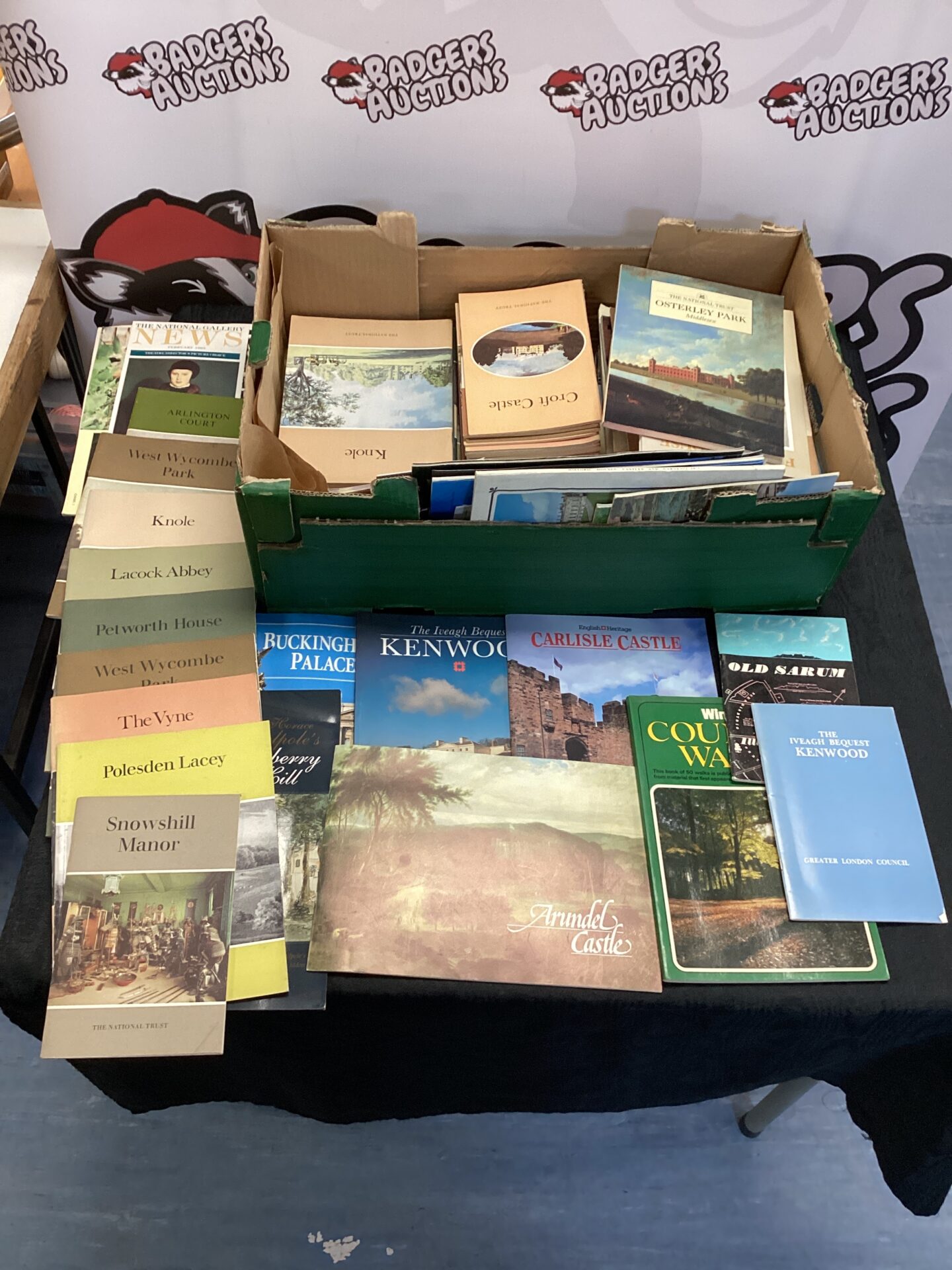 526 Quantity of national trust brochures