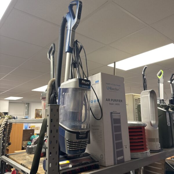 Shark Stratos IZ420UK hoover, cordless stick vacuum cleaner.