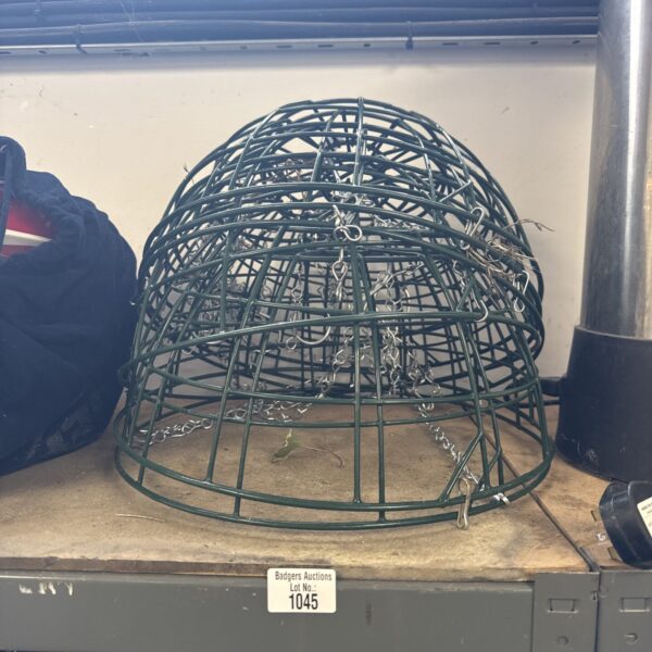 Lot of six metal wire hanging baskets for garden plants.