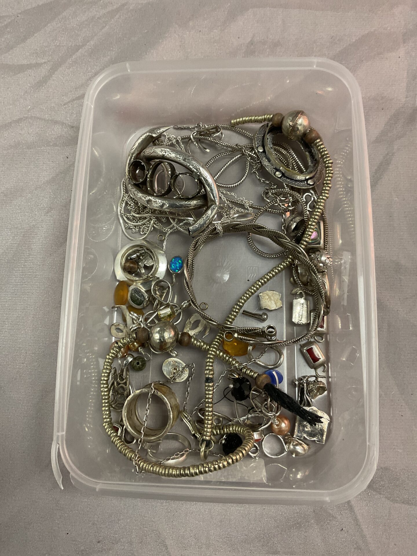 794 Tray of mixed jewellery inc silver