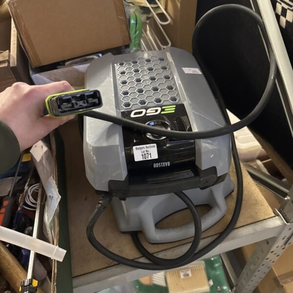 Go bax1500 backpack battery pack, portable power supply.