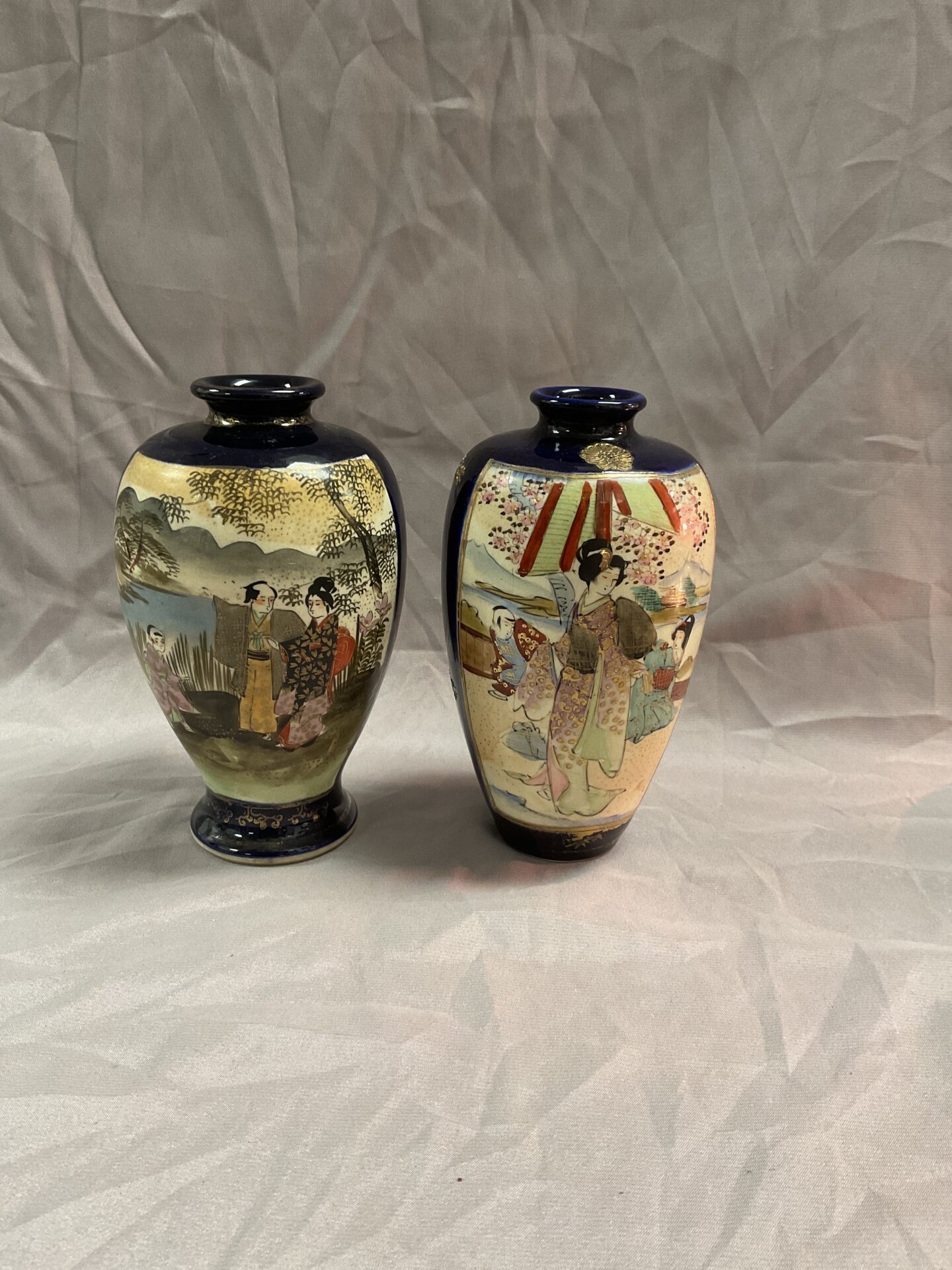 940 Two Japanese Meiji circa 1900 vases signed on one
