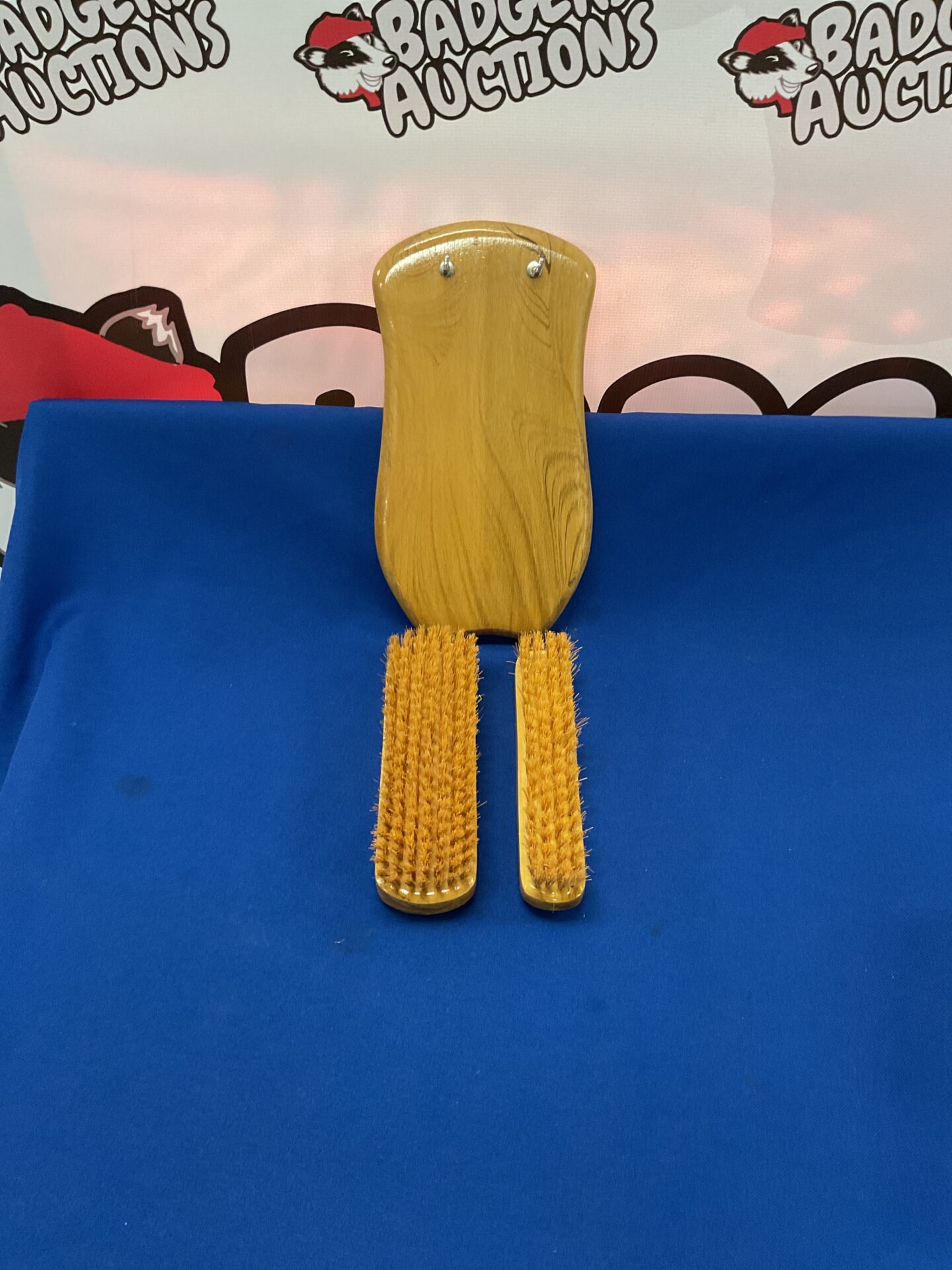 477 Vintage wall hanging clothes brush set