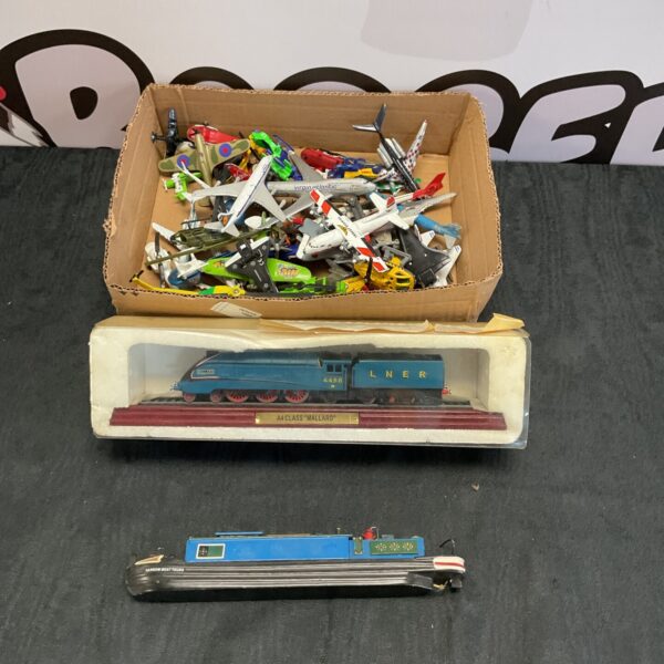 Diecast aeroplanes, helicopters and a boxed A4 Class Mallard model.