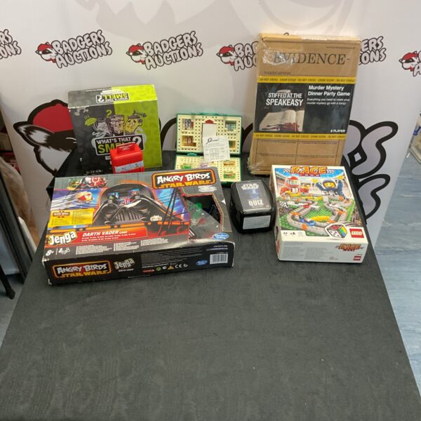 Mixed lot of board games and toys including Lego and Cluedo.