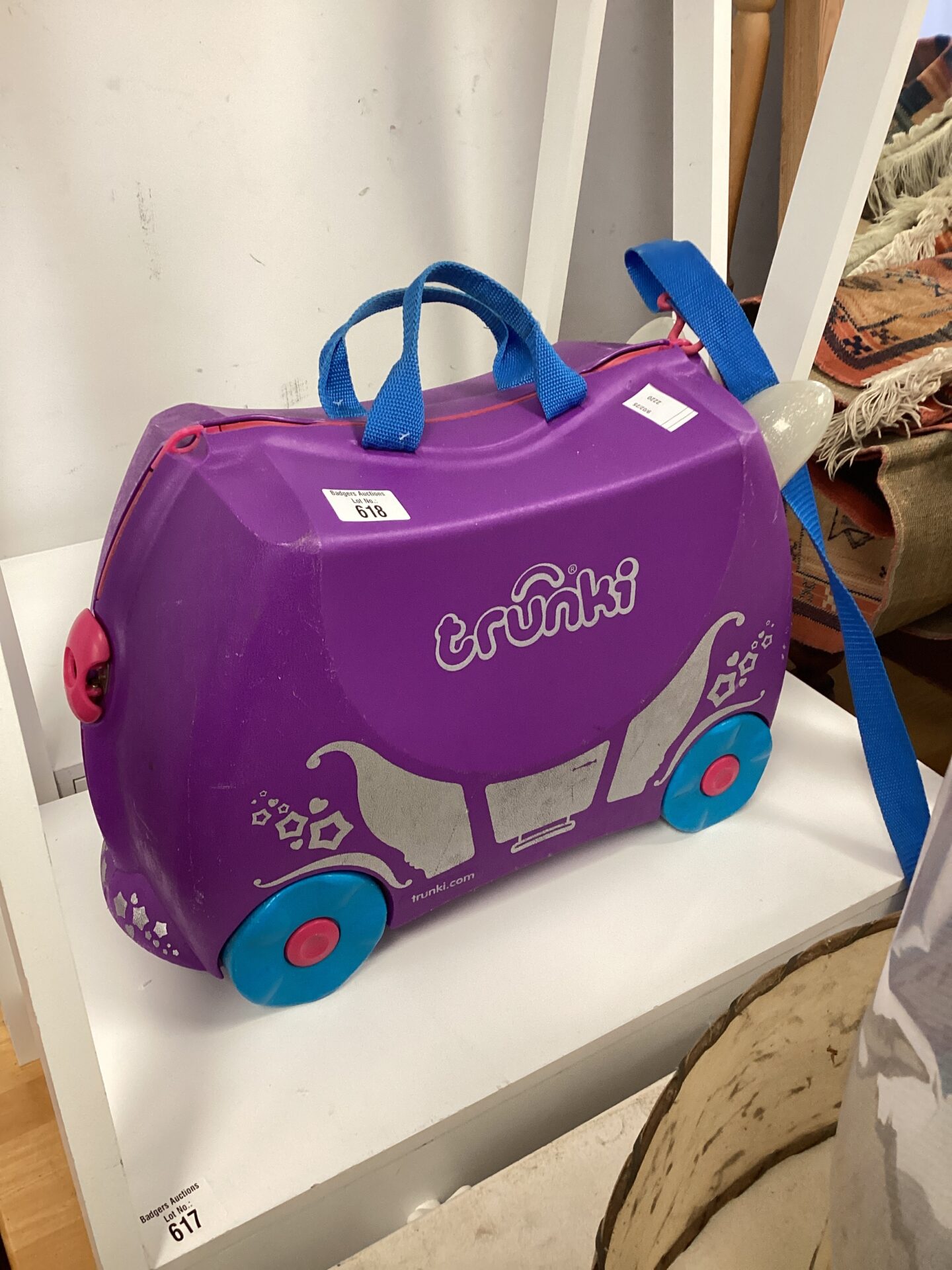 625 Trunki childs ride on suitcase