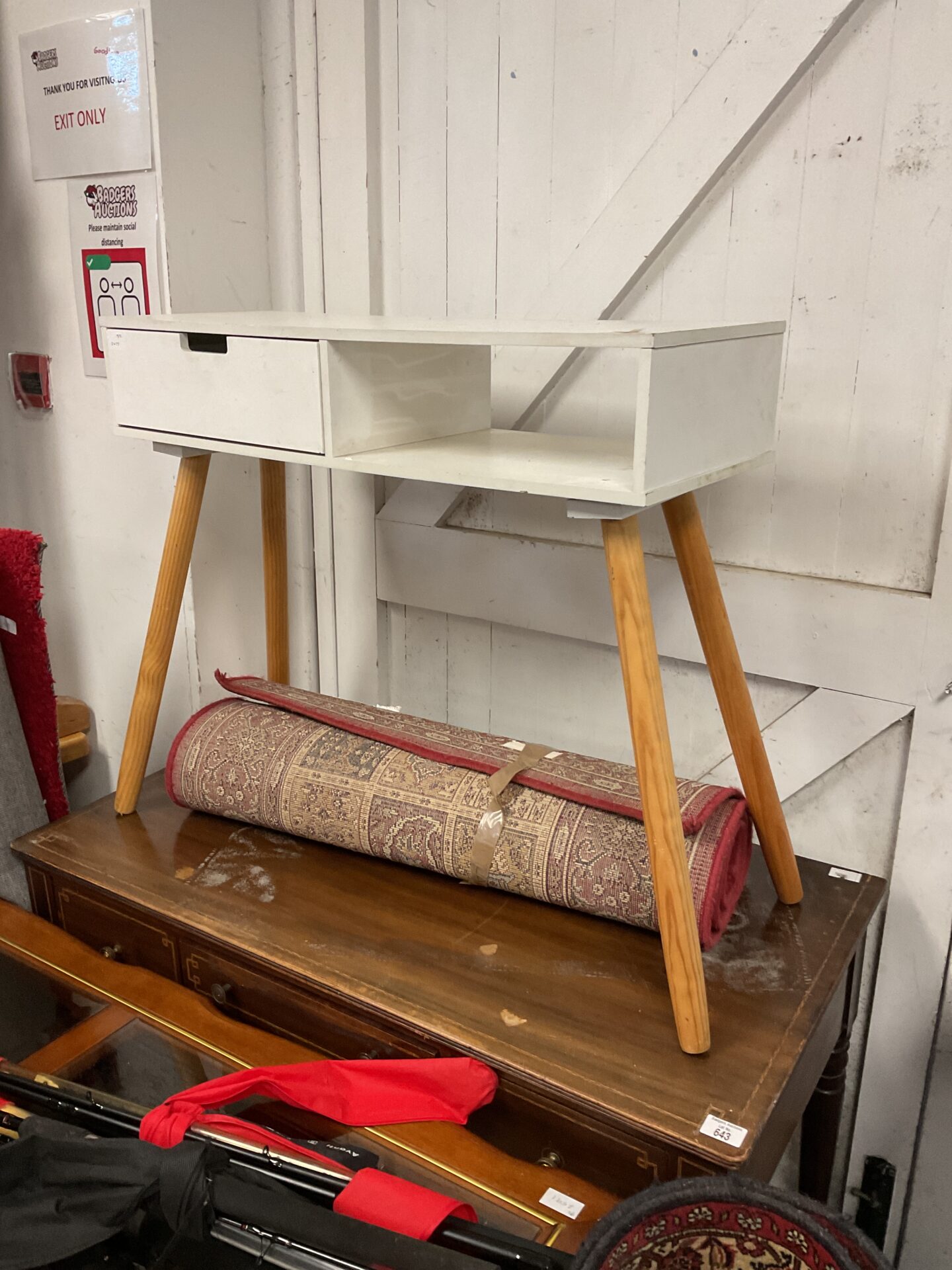 657 Small modern white side table with drawer