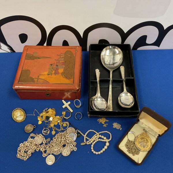 Vintage Japanese lacquered box with silver plate cutlery set.