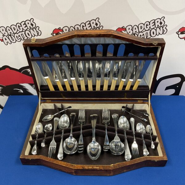Vintage T Hooker & Co stainless steel cutlery set in case.