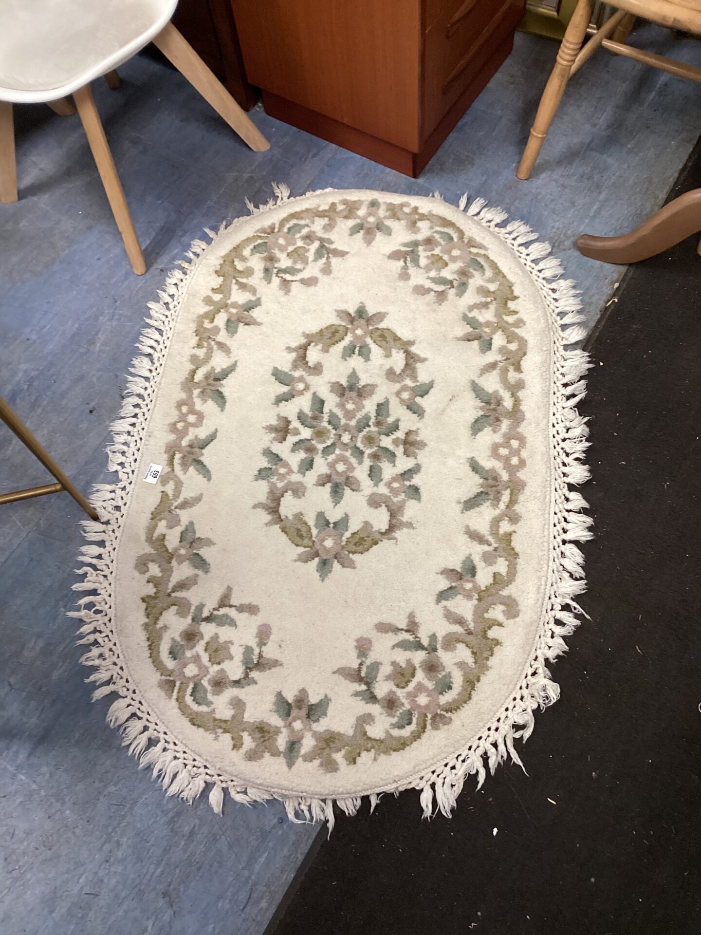 605 Super ganger Indian Oval floral patten rug