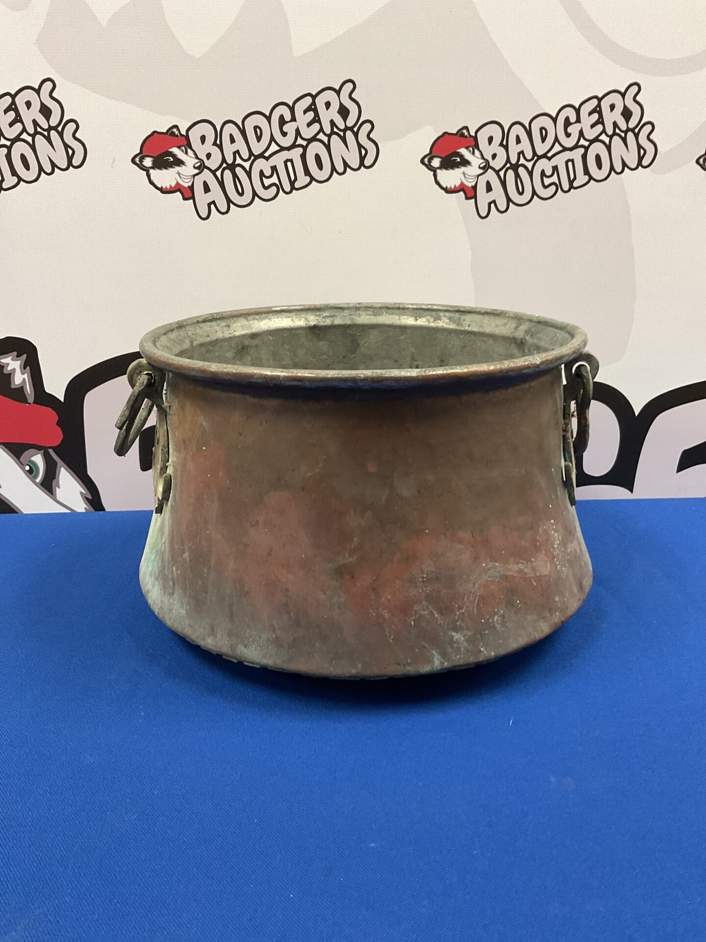 077 Antique dovetailed copper stock cauldron