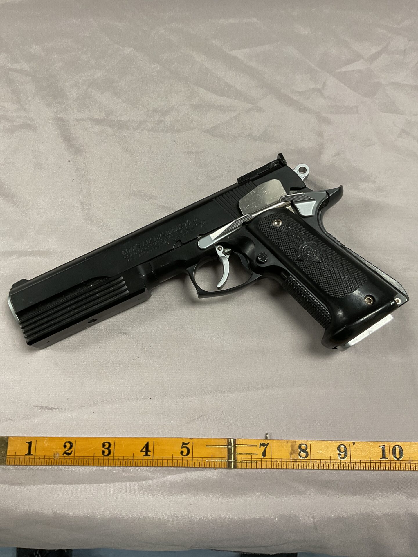 907 Colt mk iv series 70 co2 Bb pistol