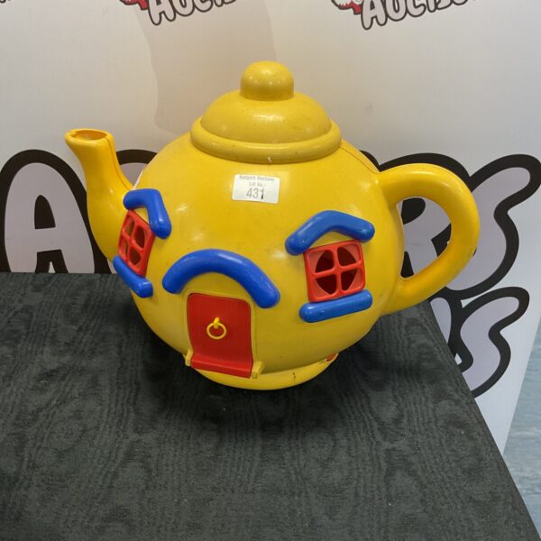 Vintage Bluebird Teapot Dollhouse, colourful 1980s toy