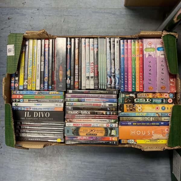 Mixed DVD lot featuring Il Divo and House television series.