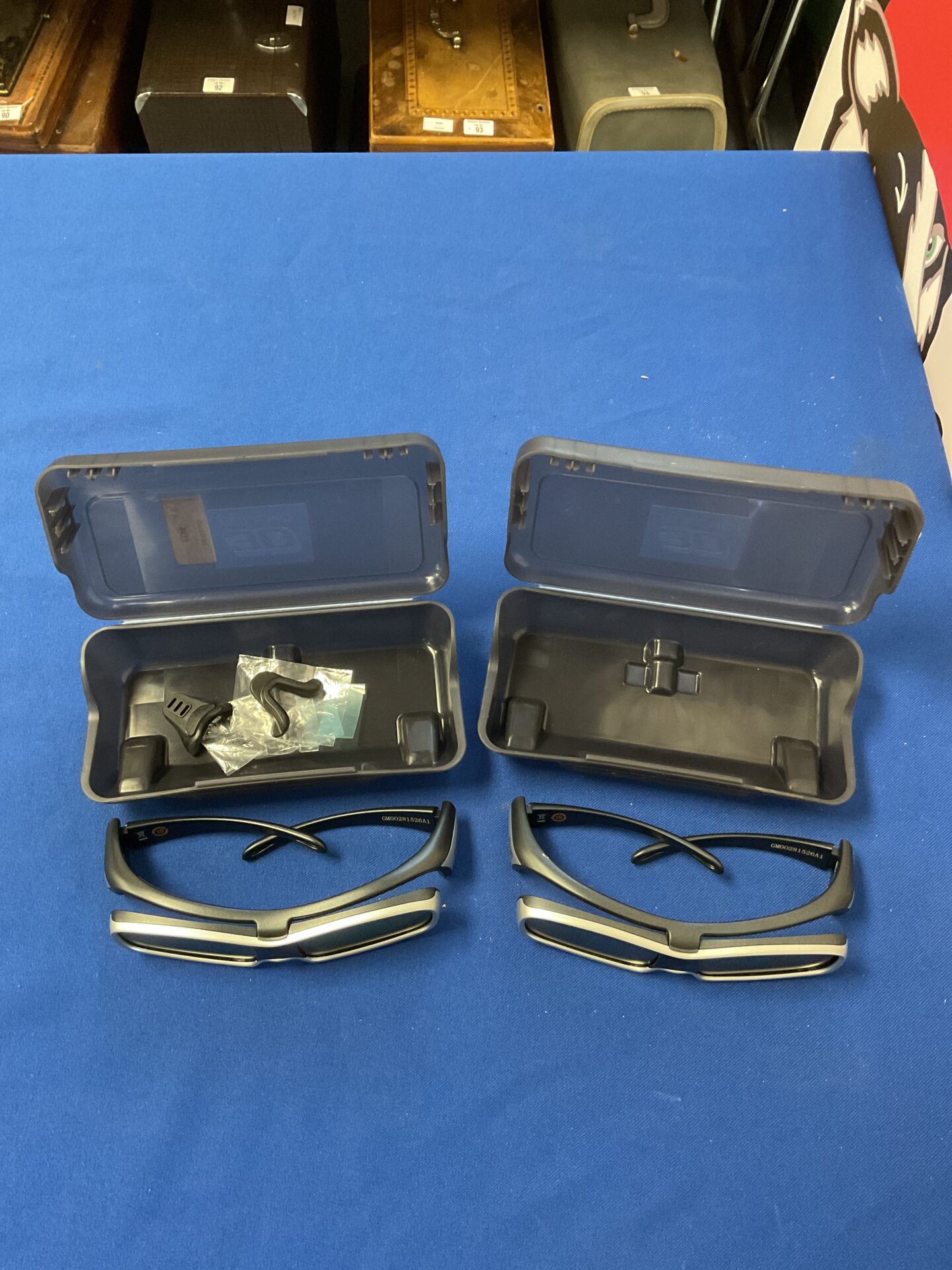 201 Two pairs of Panasonic active 3d glasses