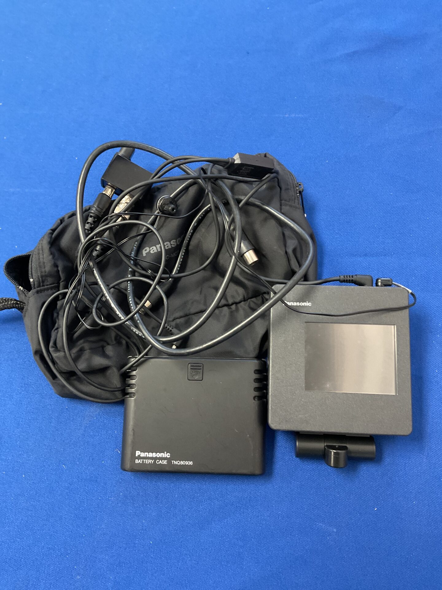 243 Panasonic colour monitor with battery pack