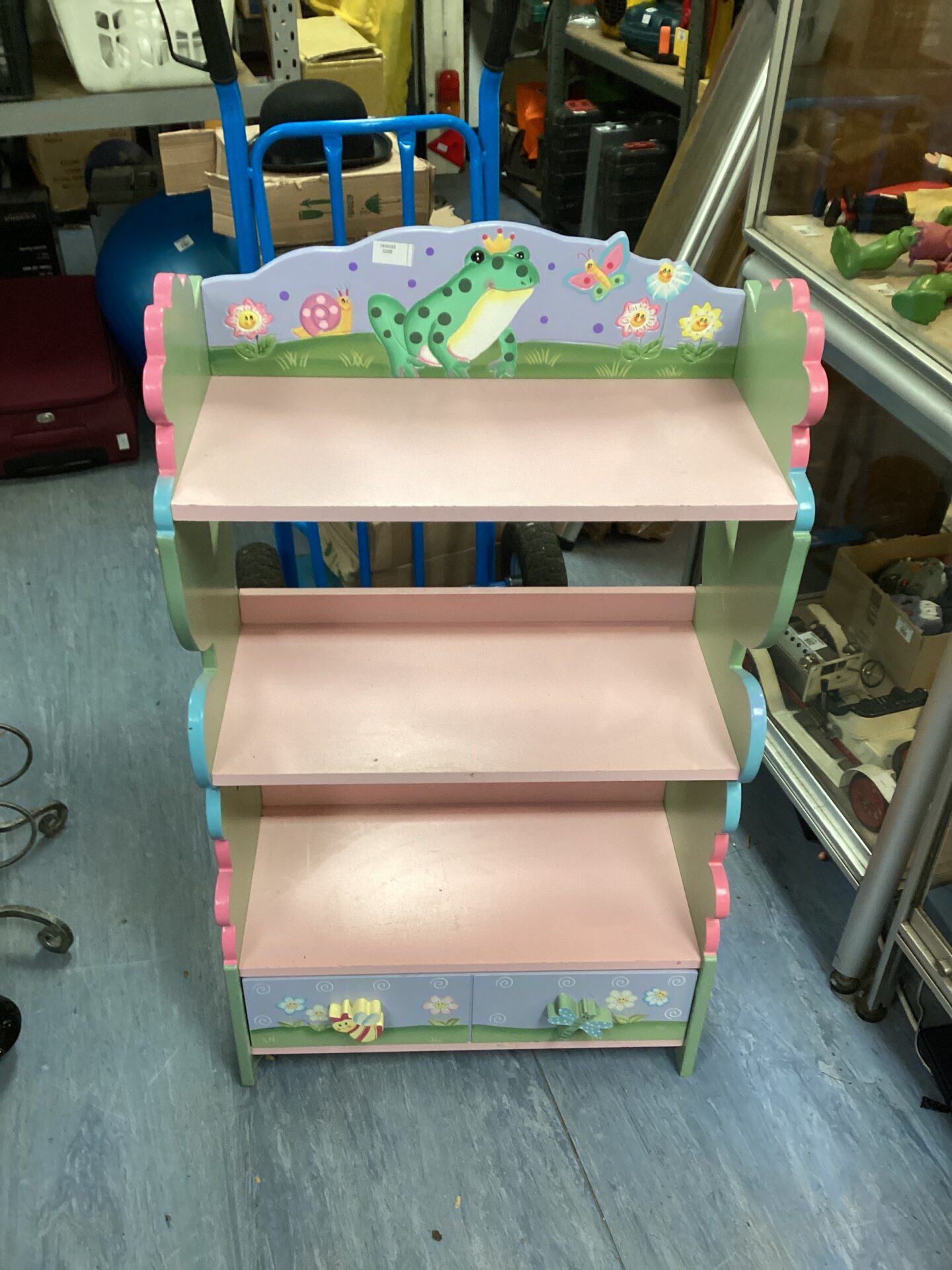 738 Nursery Book Case