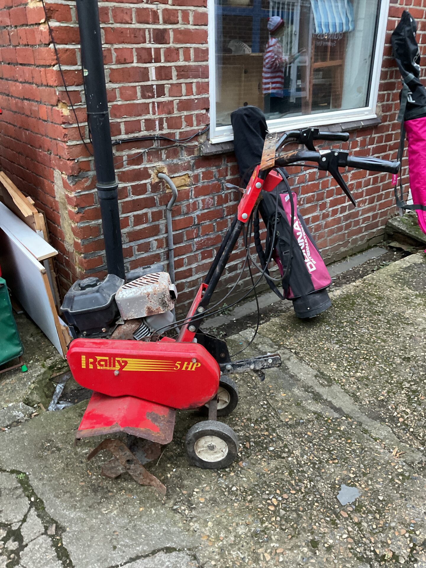 1194 Bally 5hp tiller with briggs & stratton engine working