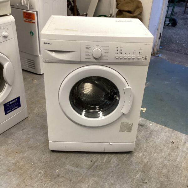 White Beko washing machine, domestic laundry appliance.