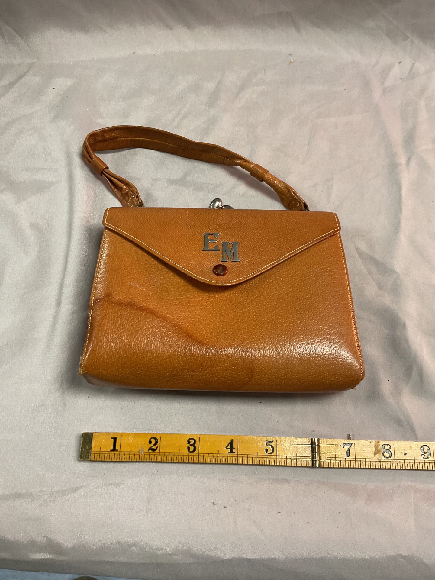 855 Ostrich skin em purse with note pad
