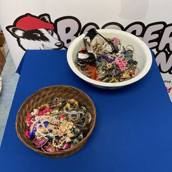 Large lot of colourful costume jewellery assortment.