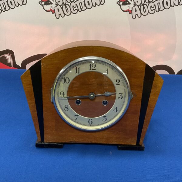 Vintage Kienzle art deco mantle clock with cream dial.