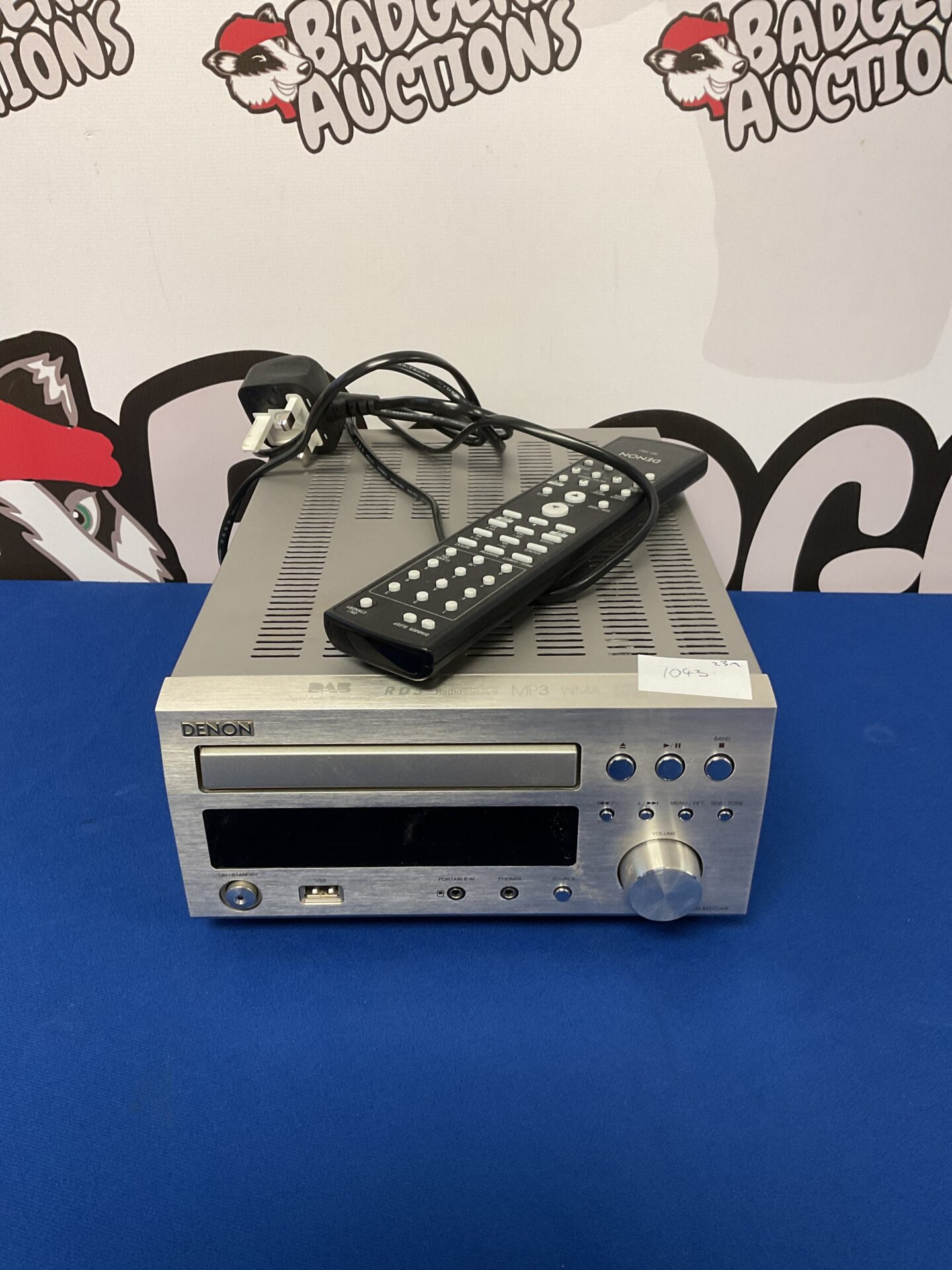 092 Denon rcd-m37dab cd radio system with remote
