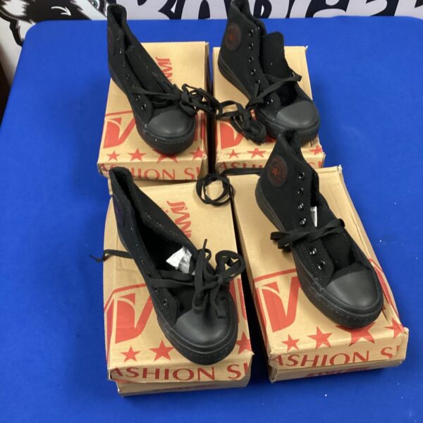 Four pairs of new black Jianlestar fashion shoes size 36.