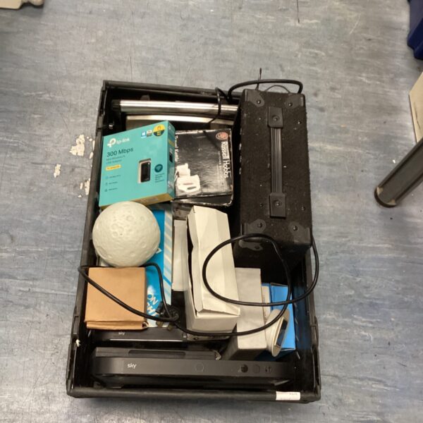 Mixed electrical lot with radios and a Sky box.