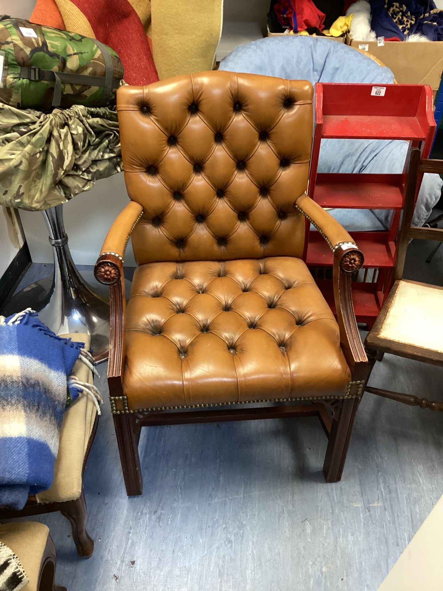 620 brown leather captains chair