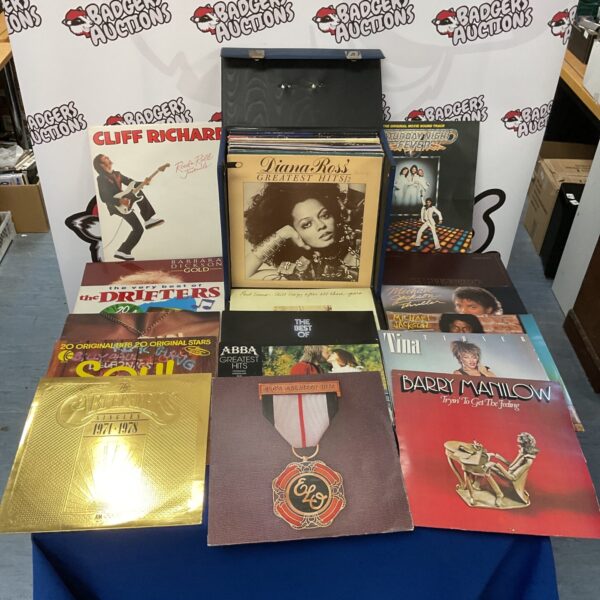 Assorted vinyl records including Michael Jackson and Diana Ross.