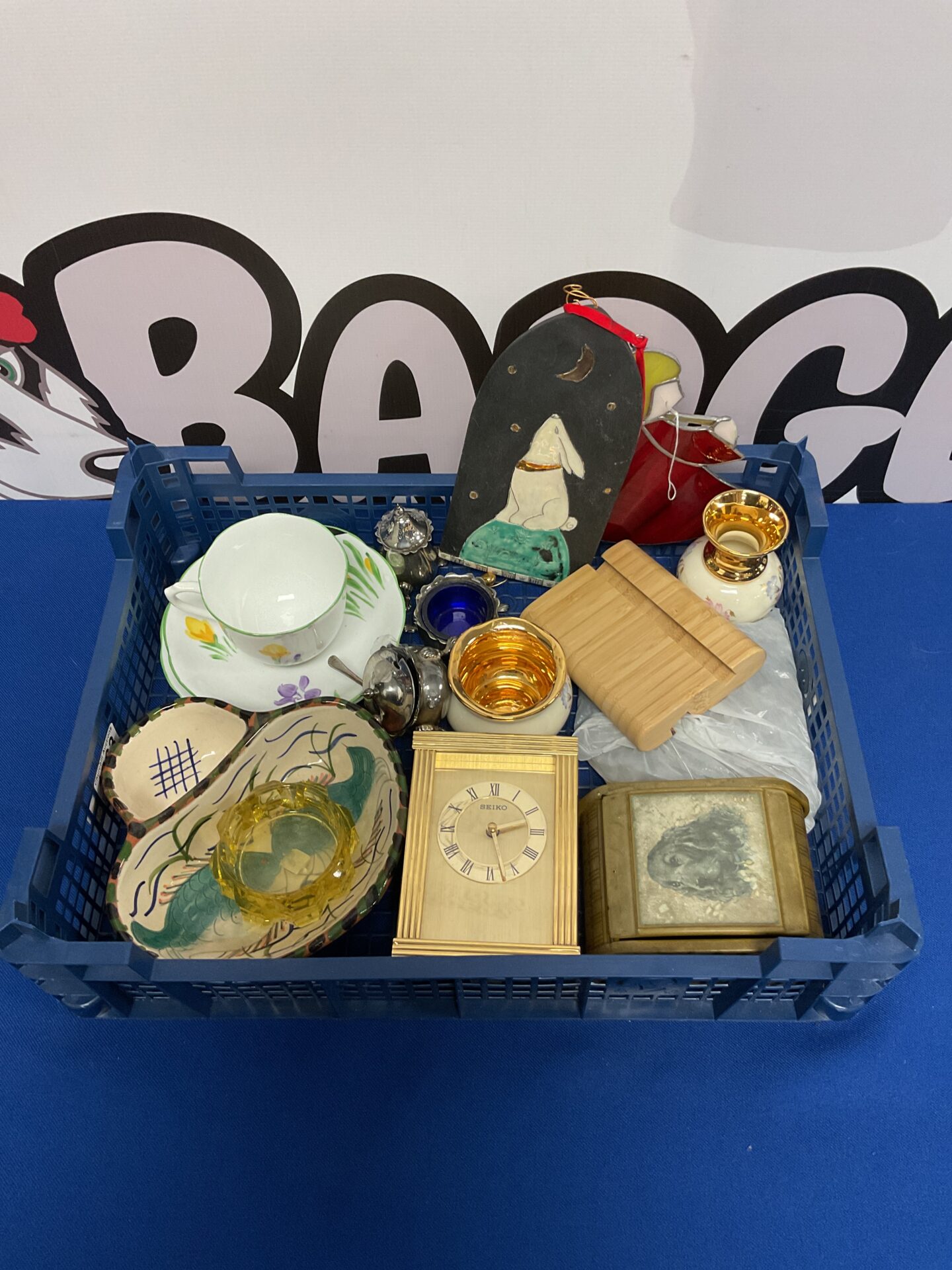 101 Tray of mixed including royal Albert teacup & saucer & seiko carriage clock