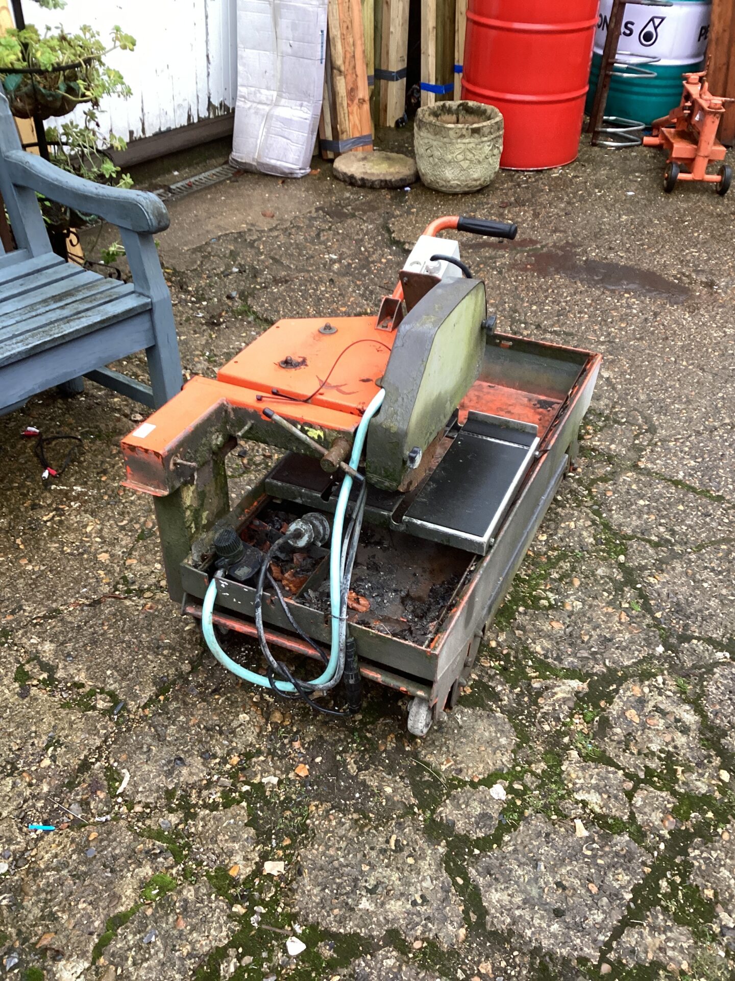 1202 husqvarna Industrial Cutter