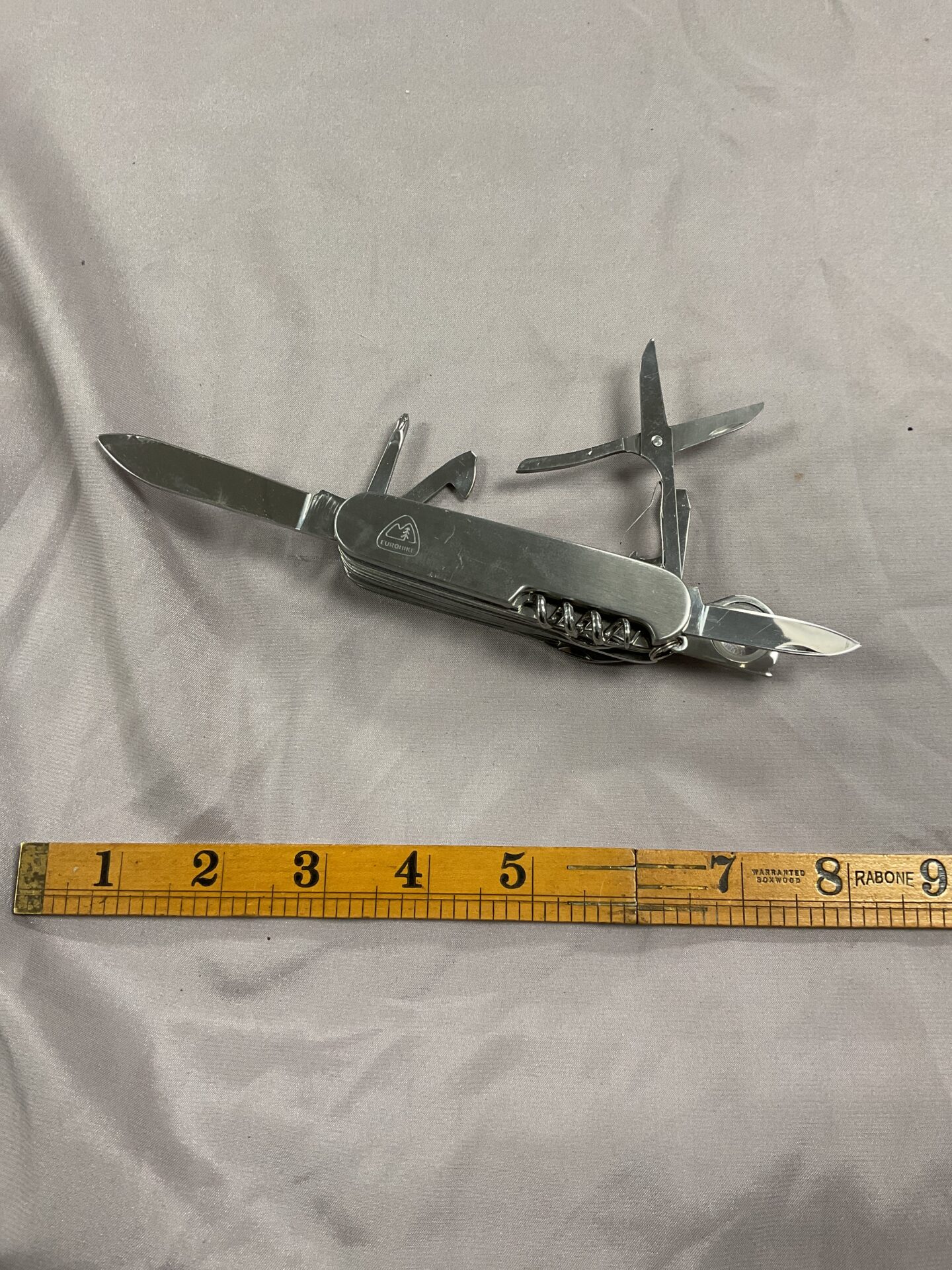 873 Eurohike Multi tool pocket knife