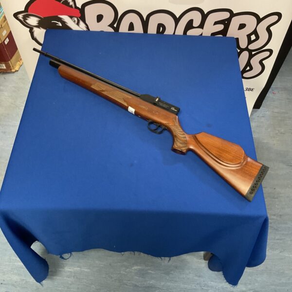 Blue table featuring a Brocock Concept S6 air rifle.