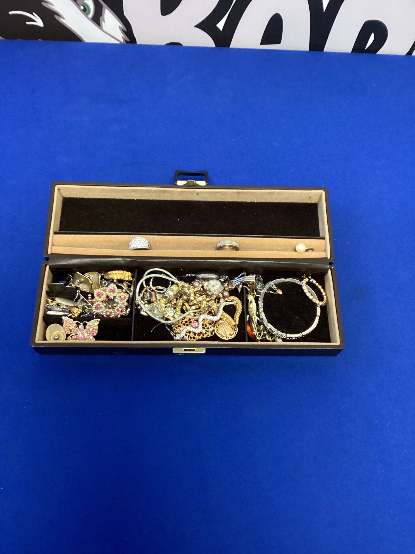 321 Jewellery Box with Contents