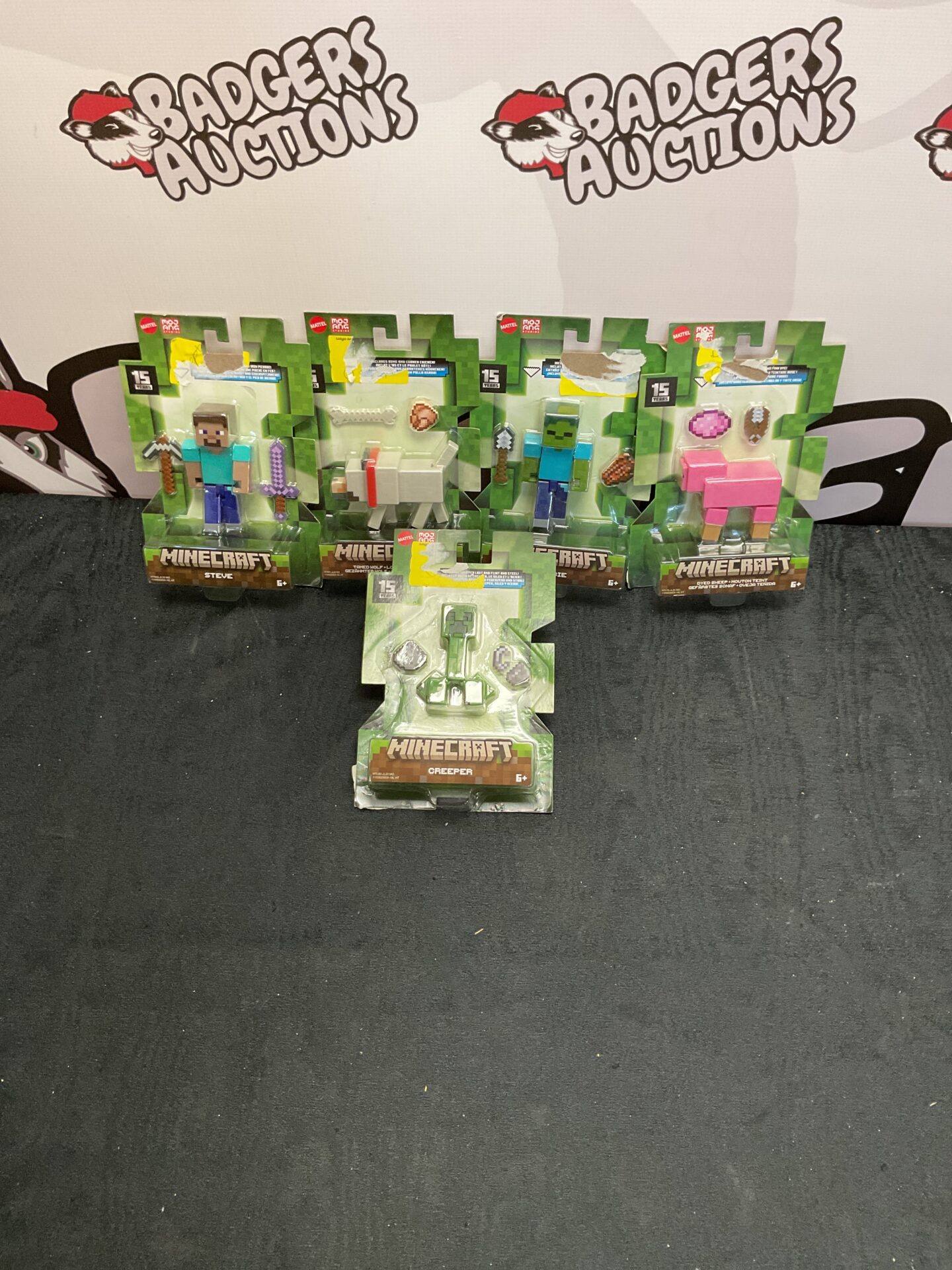 424 New and sealed mattel mojang minecraft collectable characters