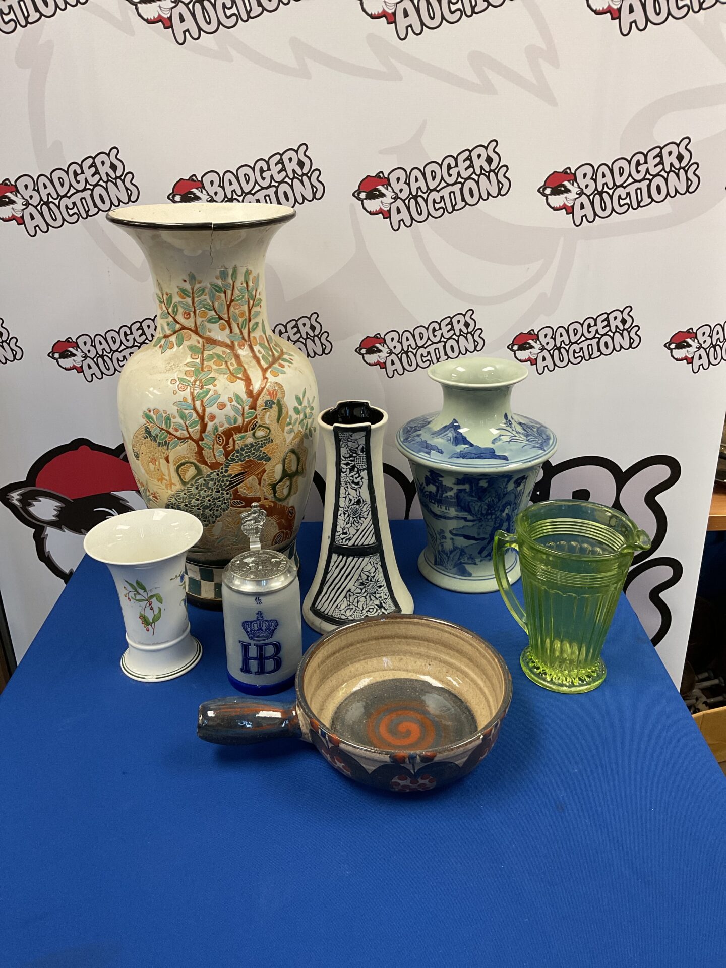 088 Box of oriental vases including Malaysia handicraft pottery vase