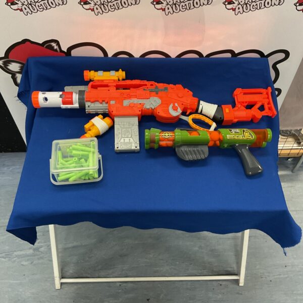 Toy gun set featuring Nerf X and Bullseye blasters for kids.