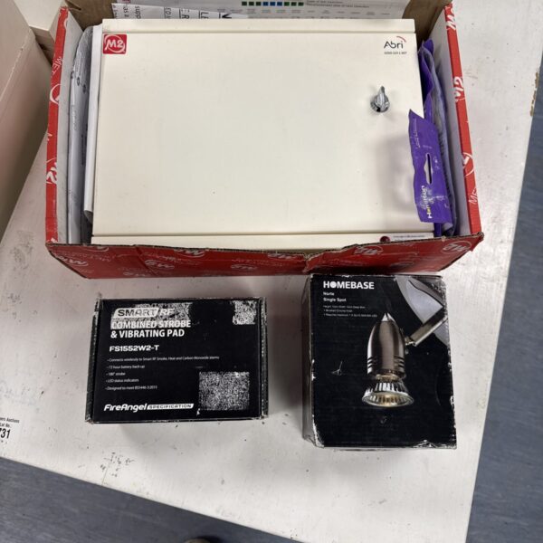 Fire Angel Smart RF alarm pad in original M2 consumer box with Homebase spotlight.