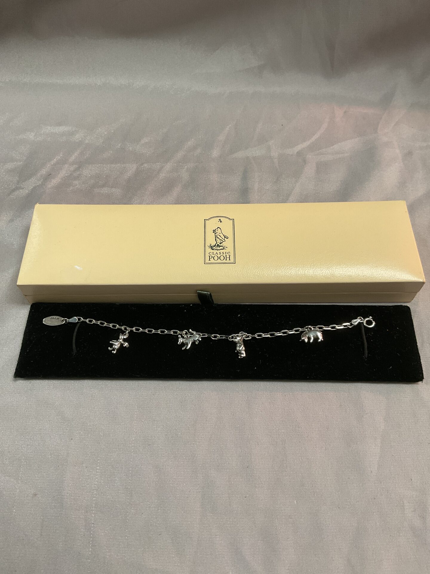 947 Hallmarked silver Winnie the Pooh and friends charm bracelet