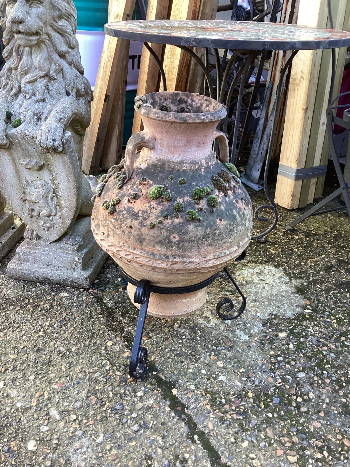 1245 Stoe Garden Urn with Stand