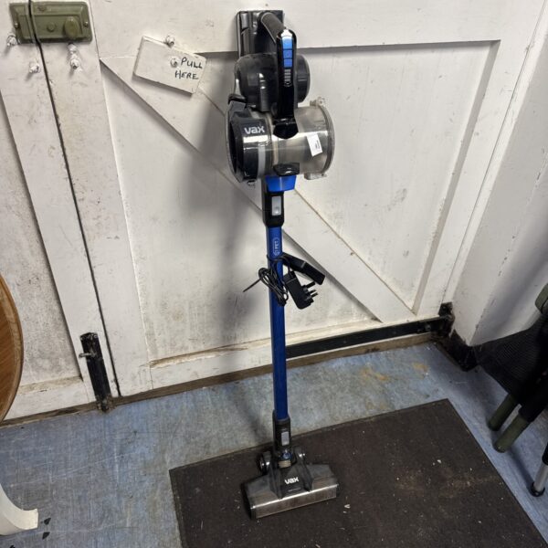 Vax Blade 4 cordless vacuum cleaner in a home setting.